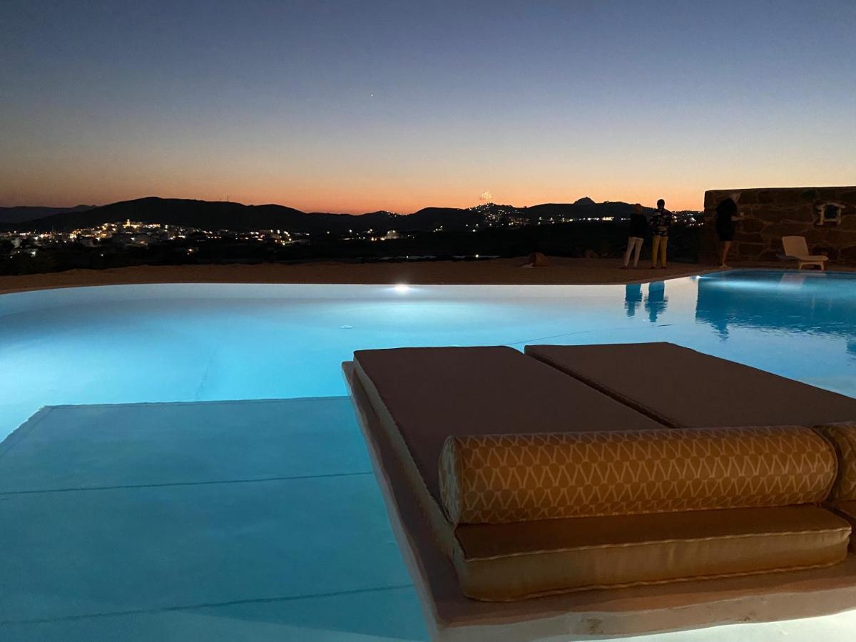 آداماس Blu Suites And Studios المظهر الخارجي الصورة