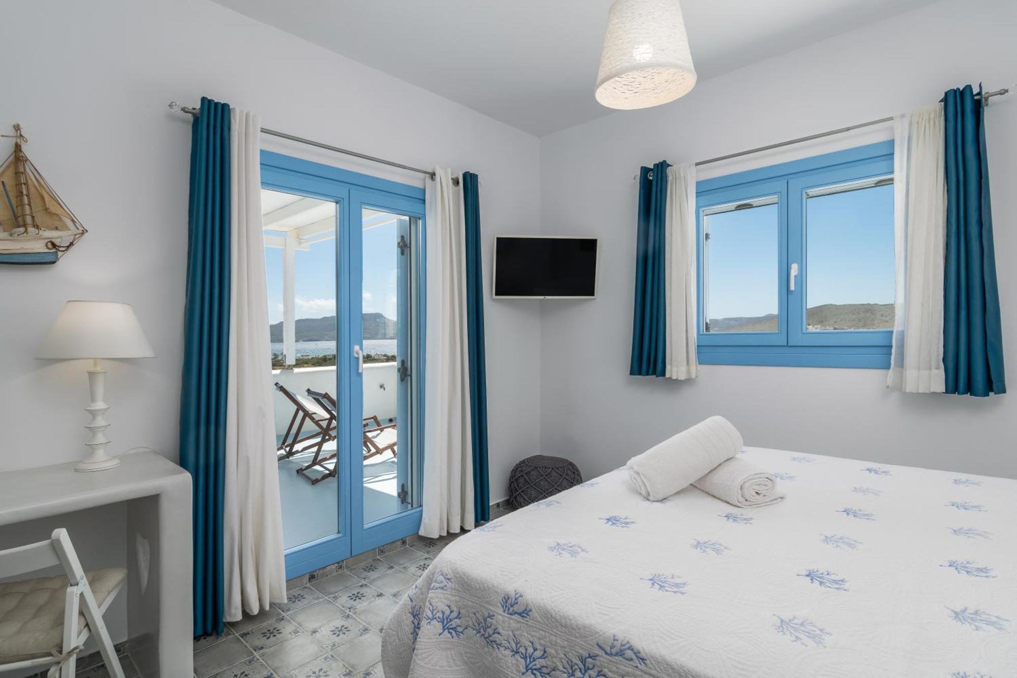 آداماس Blu Suites And Studios المظهر الخارجي الصورة