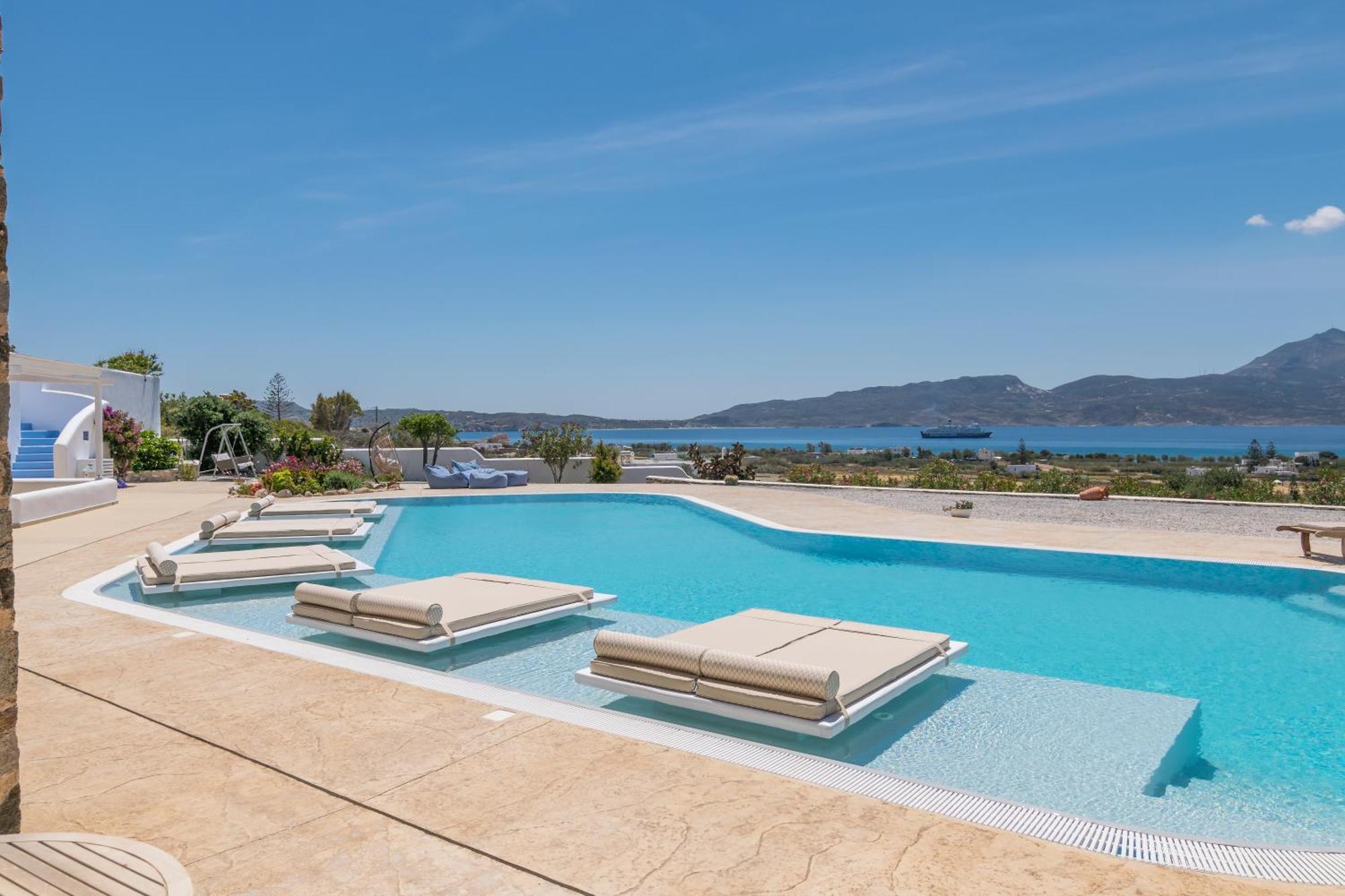 آداماس Blu Suites And Studios المظهر الخارجي الصورة