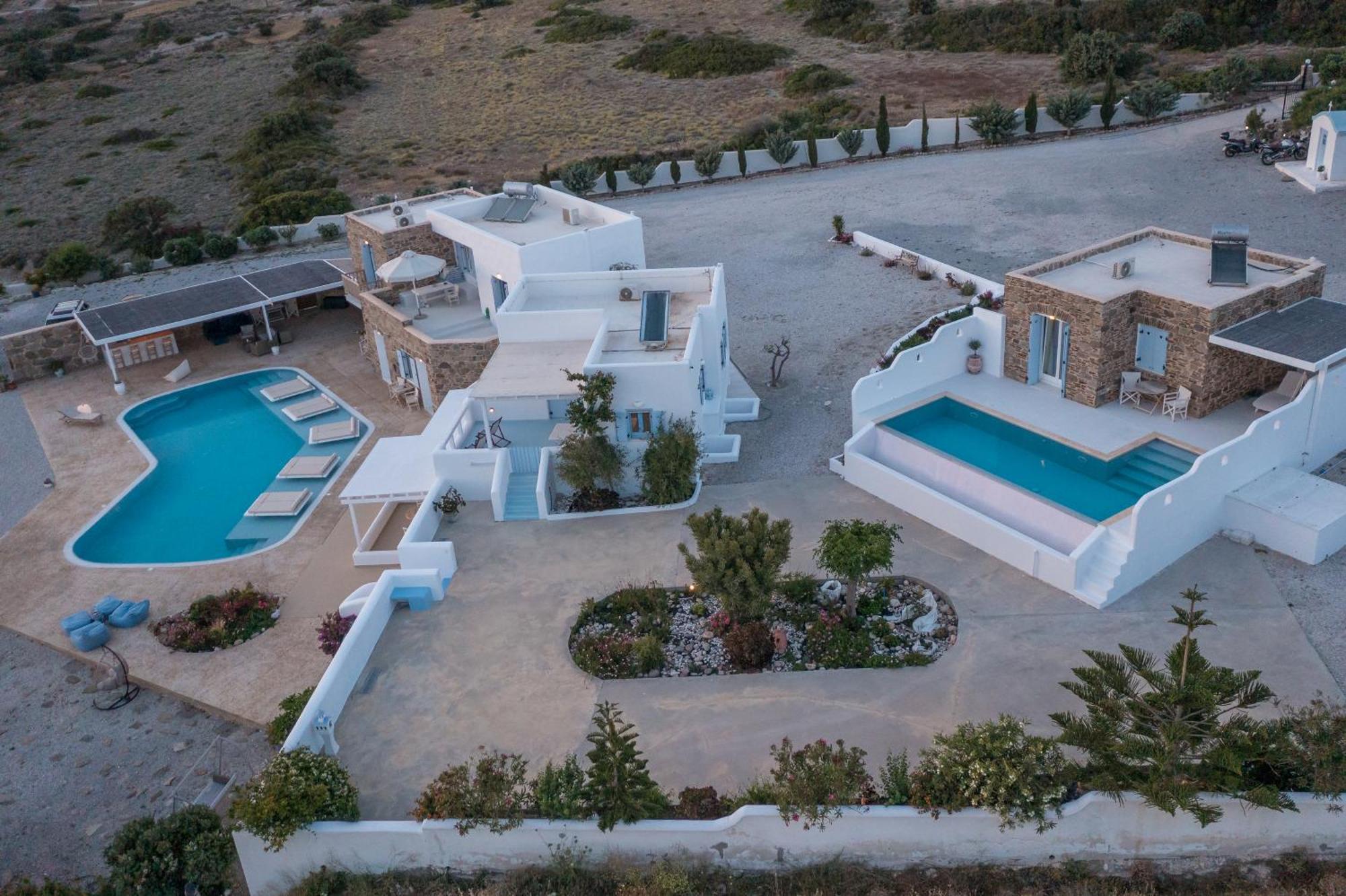 آداماس Blu Suites And Studios المظهر الخارجي الصورة